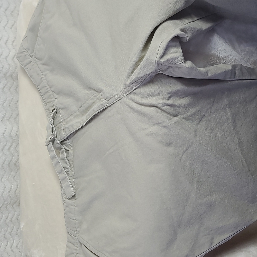 Old Navy plus size beige color Capris